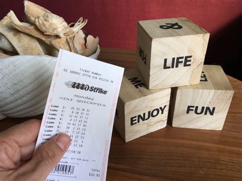 Taree man scores $577,000 Lotto Strike prize with free ticket.